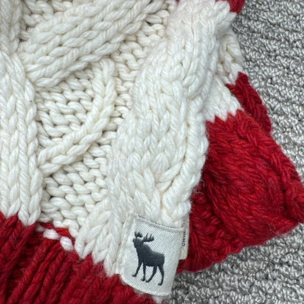 Abercrombie Red White Scarf and Beanie Preppy - Picture 4 of 5
